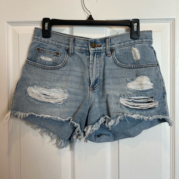 NWOT Billabong Distressed Jean Shorts - Picture 1 of 5